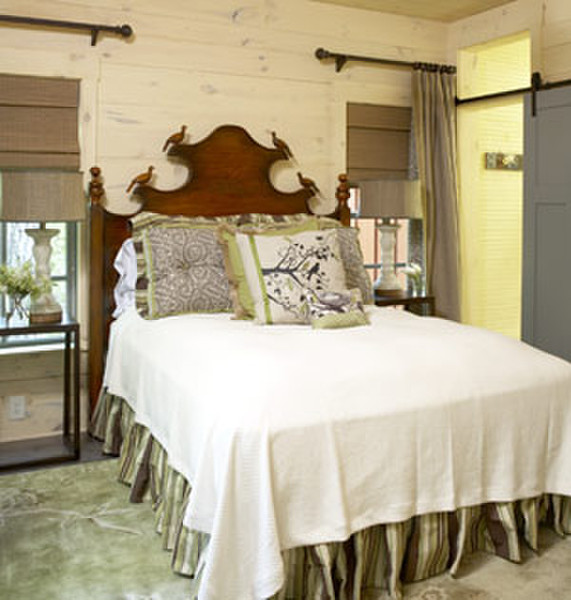 Carolina Jessamine Cottage Photo Bedroom