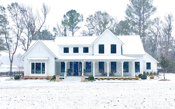 Whiteside Farm Photo Front in Snow