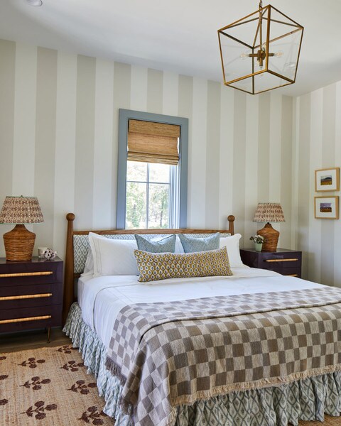 Sea Island Farmhouse Color Photo Bedroom 4