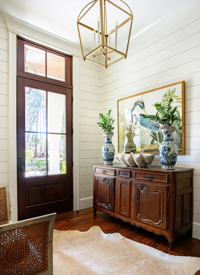 Moreland Cottage Photo Foyer