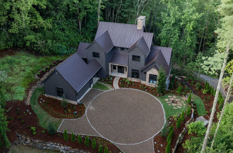 The Cashiers Exterior Color Photo Birds-Eye View