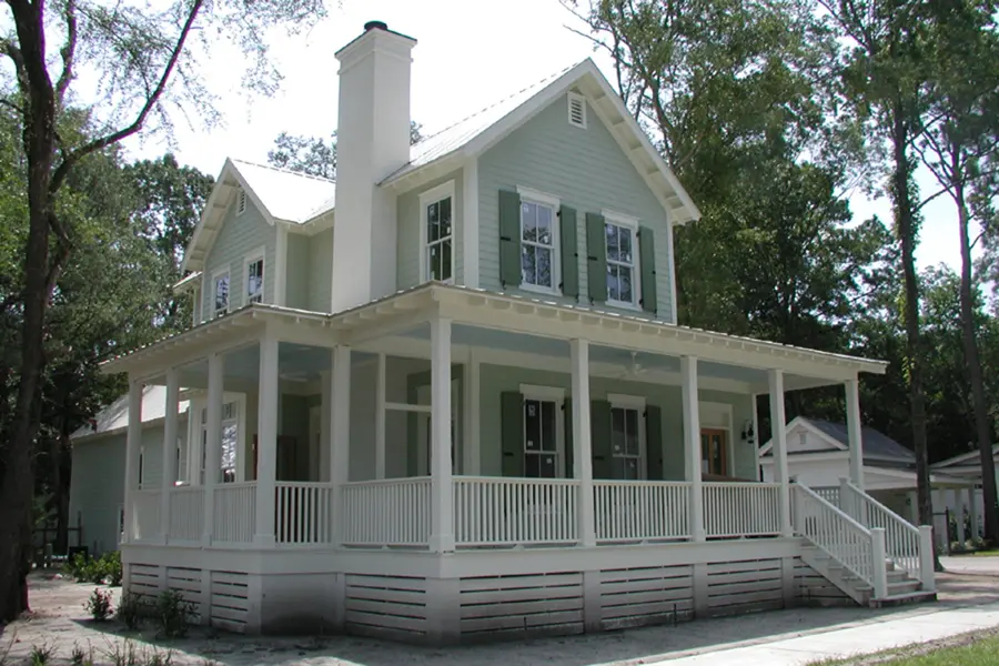 Turtle Lake Cottage Photo Front Left