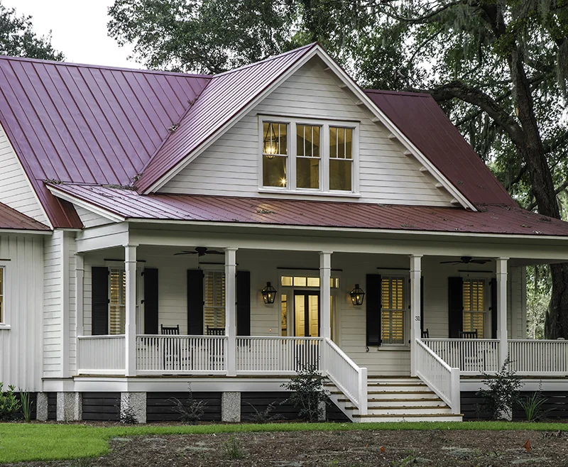 Gilliam Photo Front Close-up, Red Roof