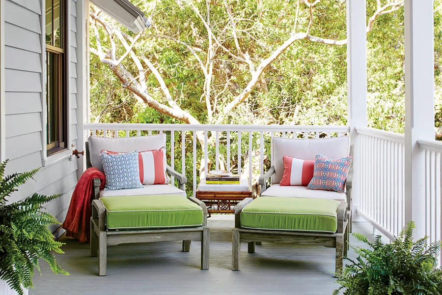 Islander Cottage Photo Lounging Porch