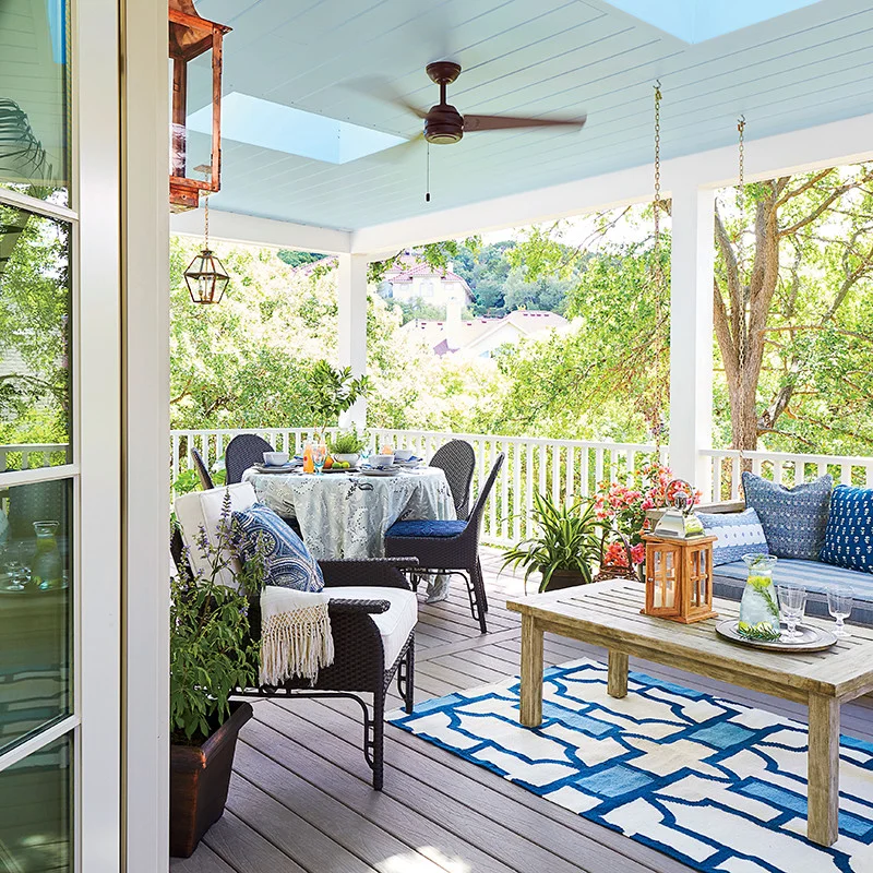 The Ridge Photo Screened Porch