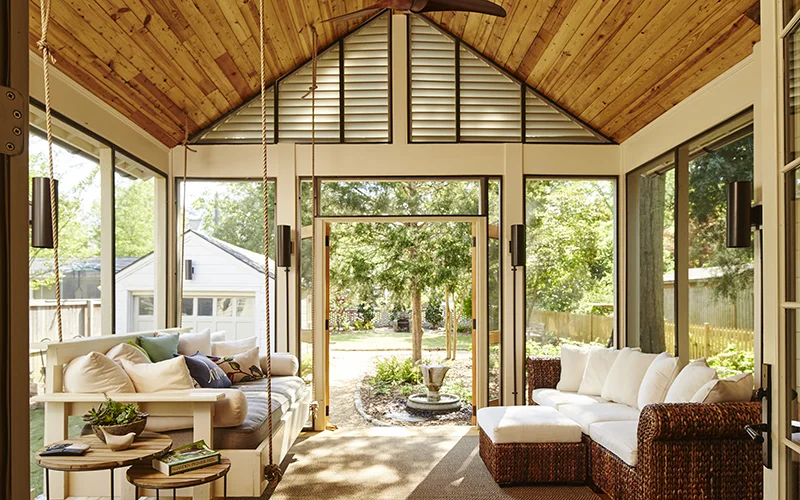 Edgewood Court Photo Screened Porch