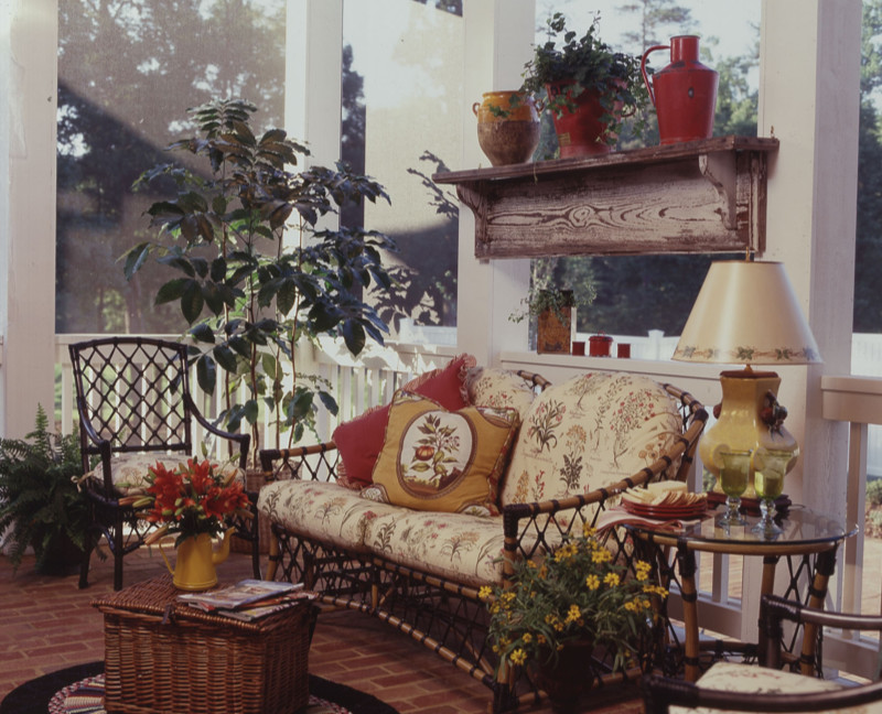 Woodleaf Photo Screened Porch