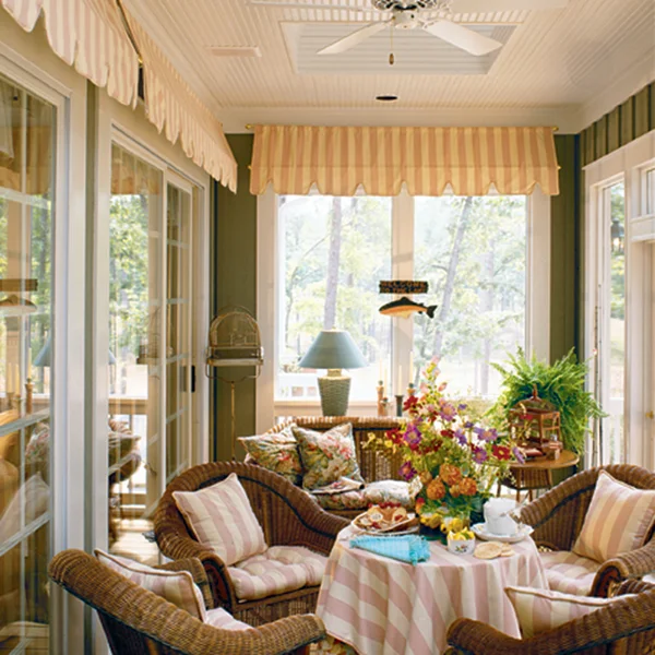 Lakeside Cottage Photo Porch