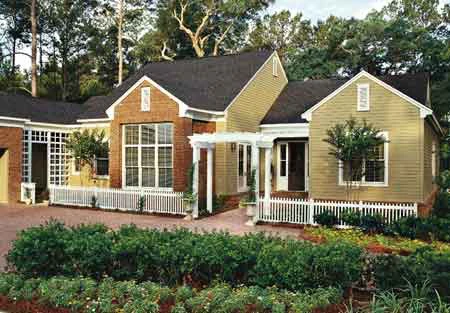 Live Oak Cottage Photo Front
