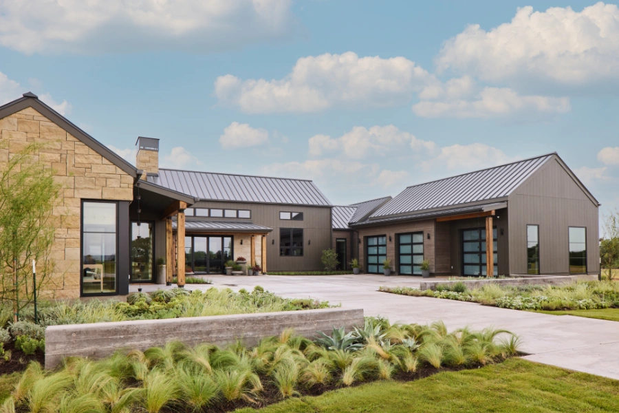 [SL-2126] Hill Country Hideaway
